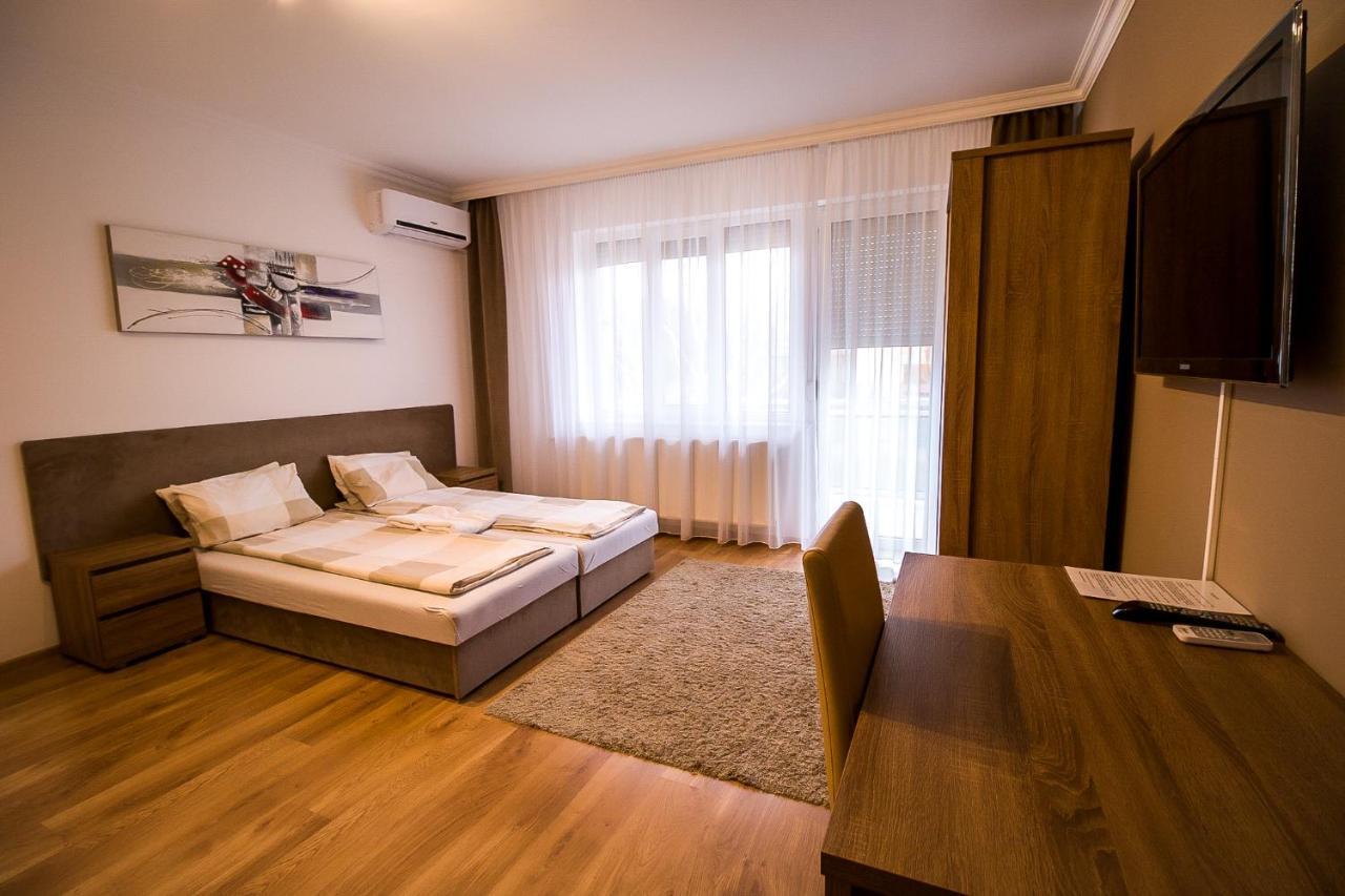 Thermal Next II Weninger Apartman Kiskunhalas Exterior photo