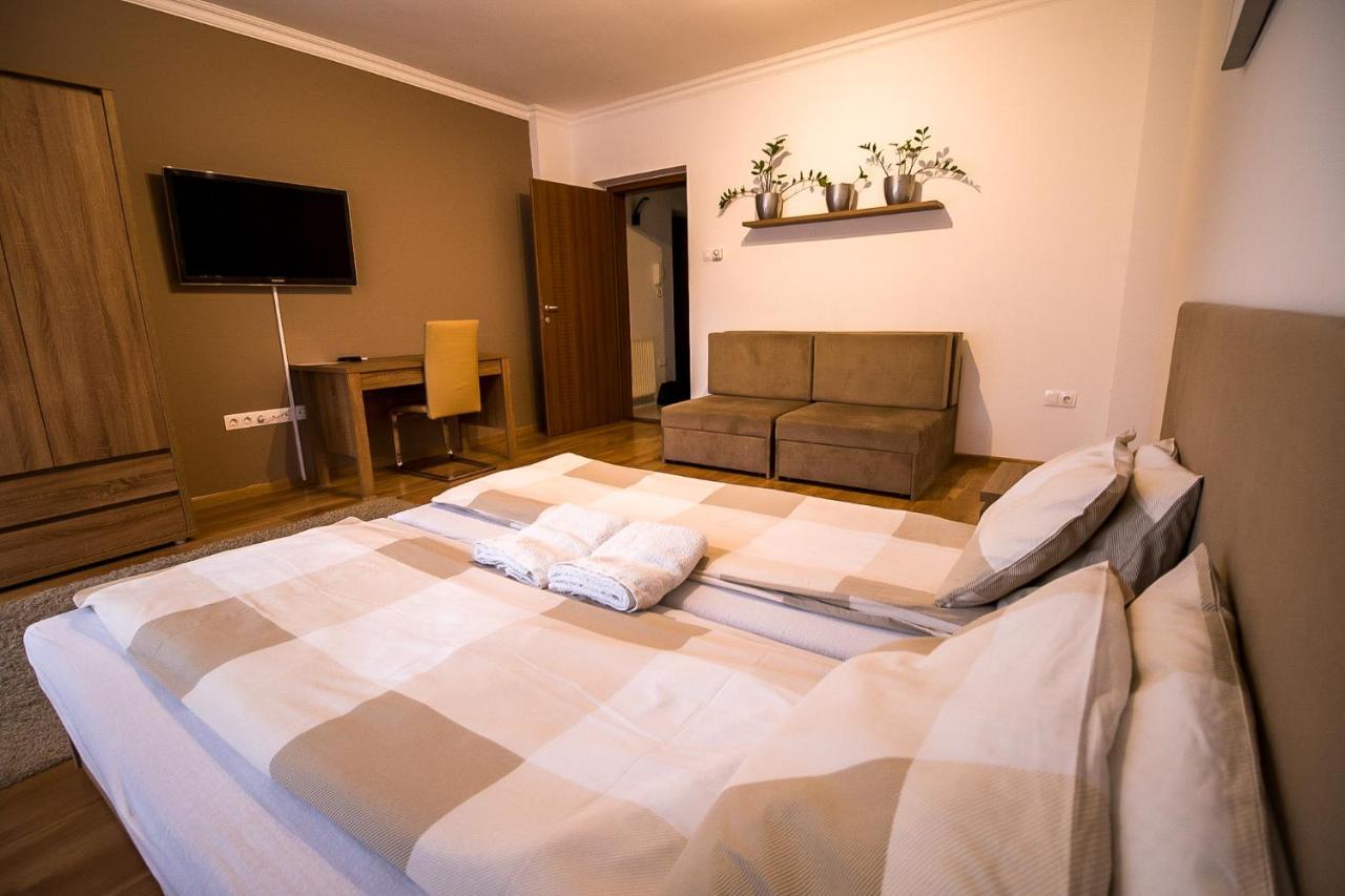 Thermal Next II Weninger Apartman Kiskunhalas Exterior photo