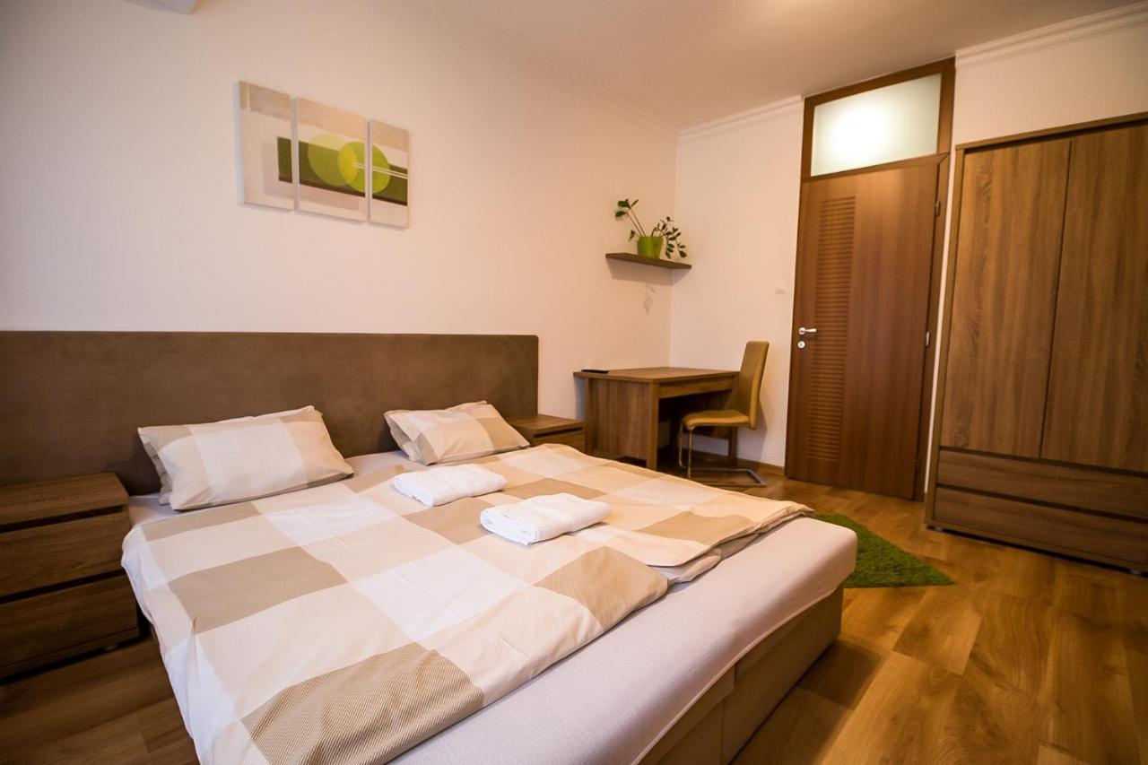 Thermal Next II Weninger Apartman Kiskunhalas Exterior photo
